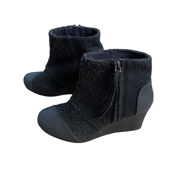 TOMS Black Platform Wedge Boots Booties 8.5 - Picture 3 of 8